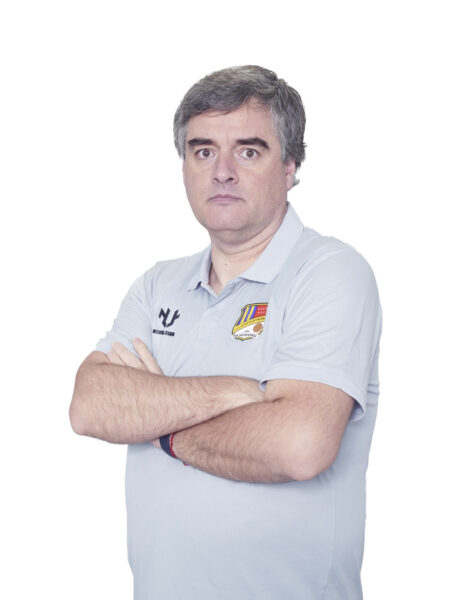 Julio R.